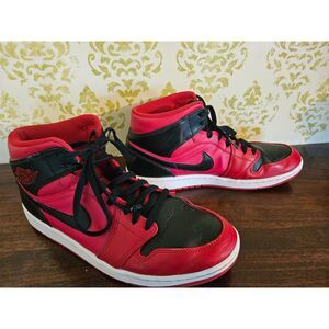 Nike Air Jordan 1 Mid - Classic, Retro Gym Reverse Bred Red/Black Size 10.5